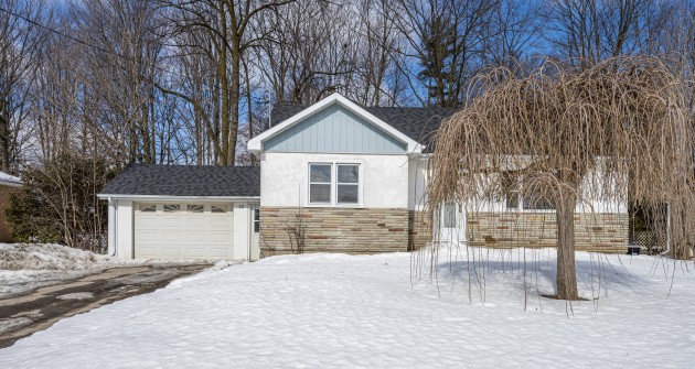 52 Cundles Rd