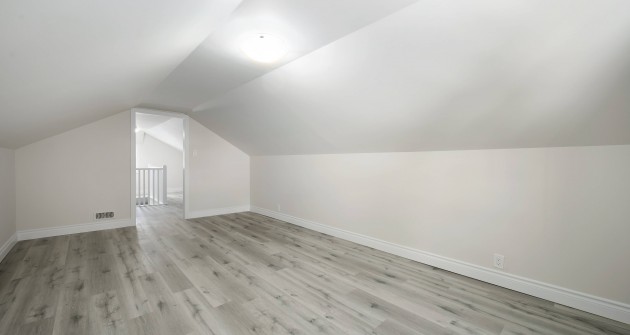 52 Cundles Rd