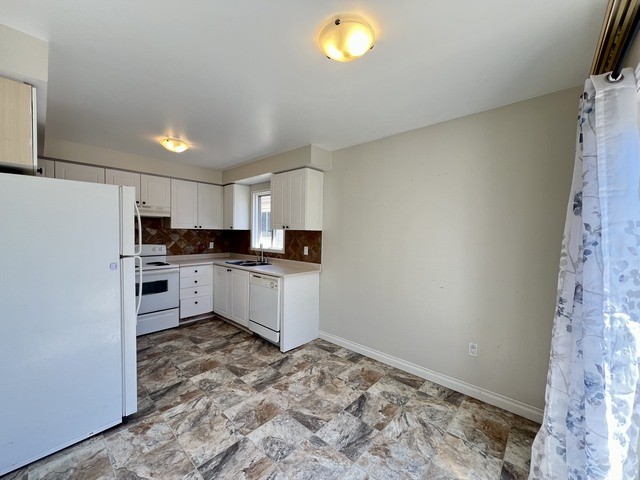 212 Dyer Dr. Wasaga Beach, On
