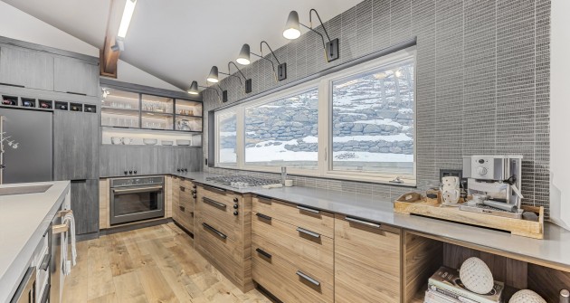10 Pine Hill, Upper (Horseshoe Valley)