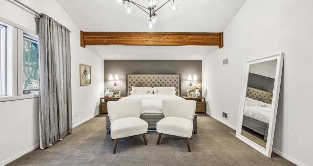 10 Pine Hill, Upper (Horseshoe Valley)