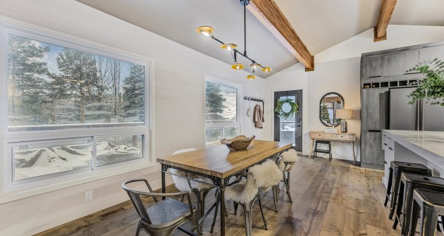 10 Pine Hill, Upper (Horseshoe Valley)