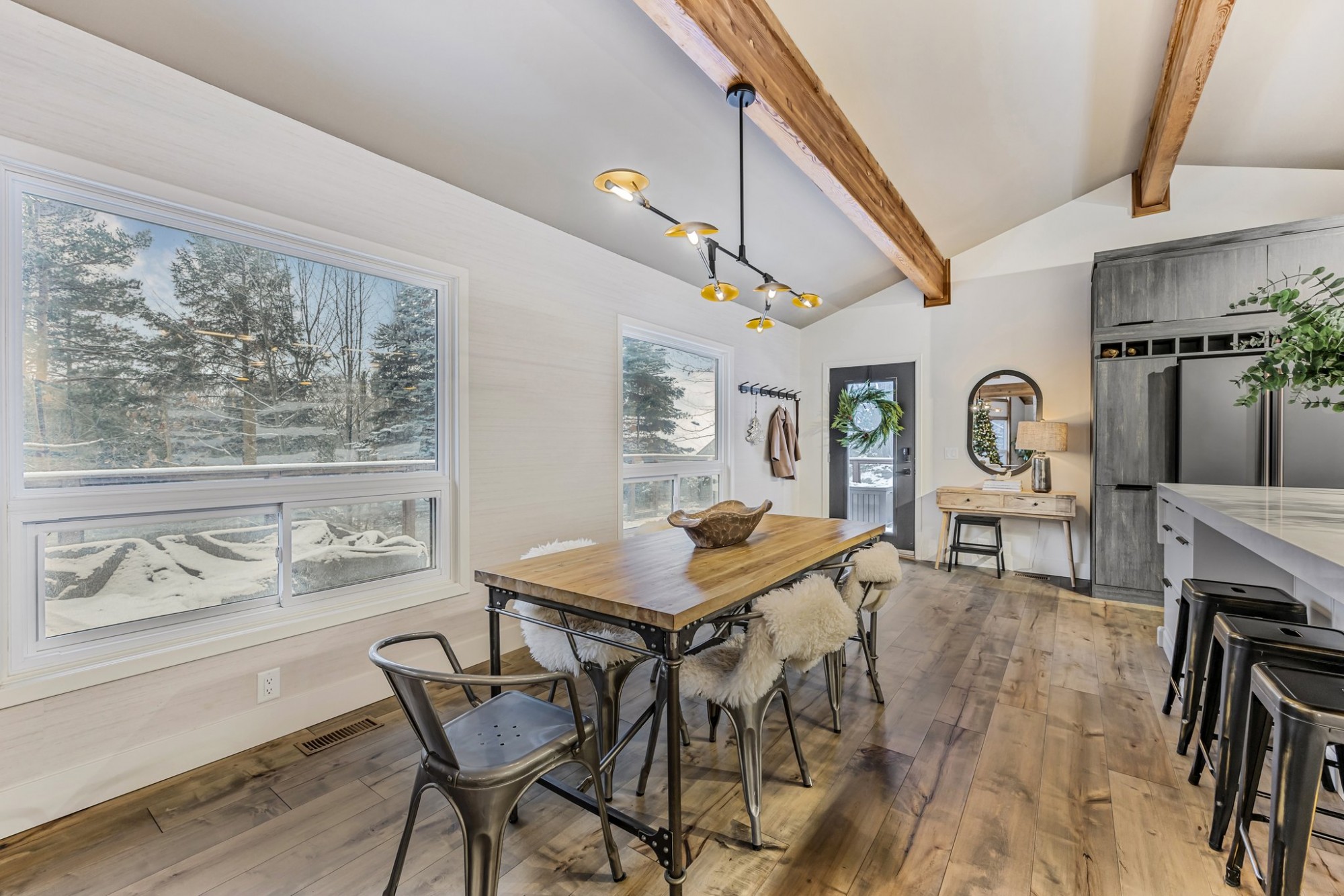 10 Pine Hill, Upper (Horseshoe Valley)