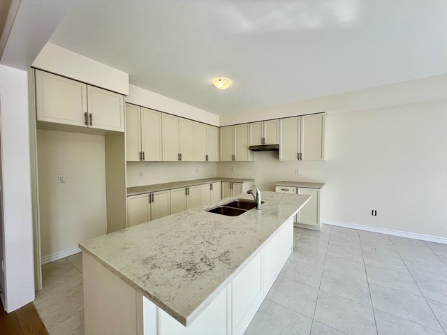 20 Federica Cres Wasaga Beach