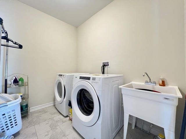61 Westbury Rd. Wasaga Beach