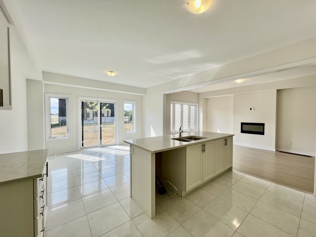 20 Federica Cres Wasaga Beach