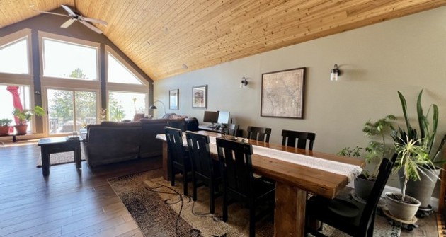 128 Georgian Beach Ln.