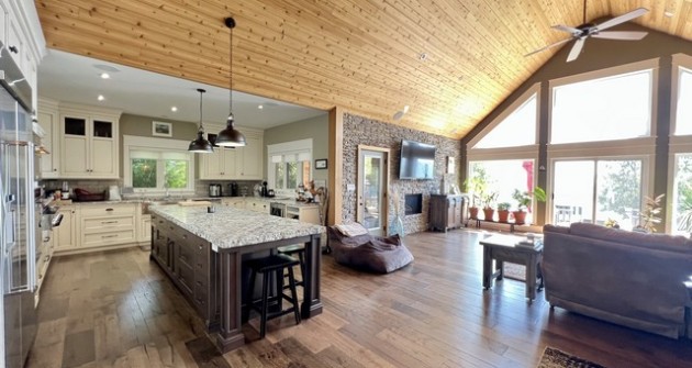 128 Georgian Beach Ln.