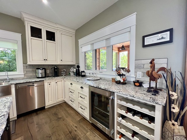 128 Georgian Beach Ln.