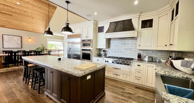 128 Georgian Beach Ln.