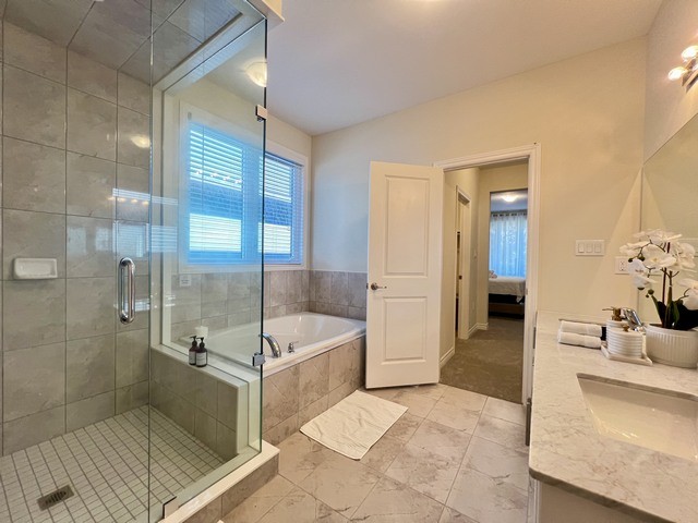 61 Westbury Rd. Wasaga Beach