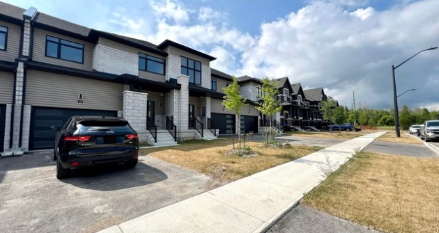 20 Federica Cres Wasaga Beach