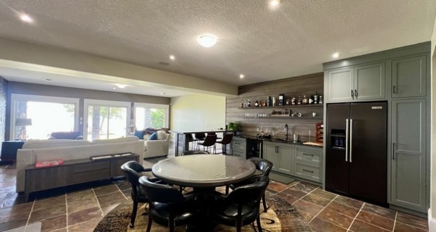 128 Georgian Beach Ln.
