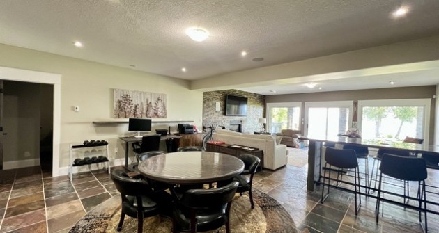 128 Georgian Beach Ln.
