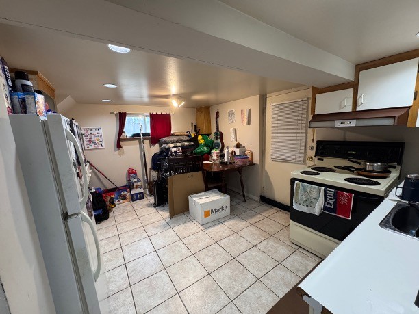16942 Bayview Ave.