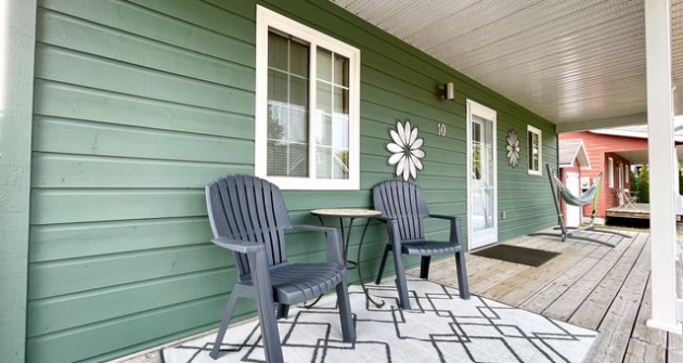 91 Theme Park Dr, Wasaga Beach