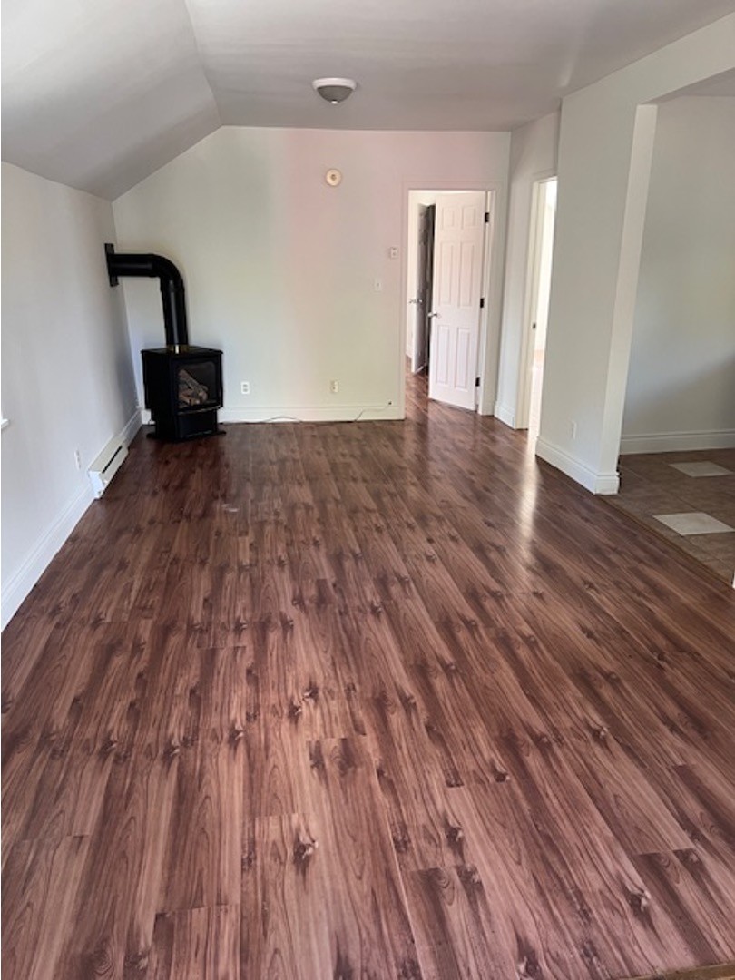 8120 Main St # 4, Everett