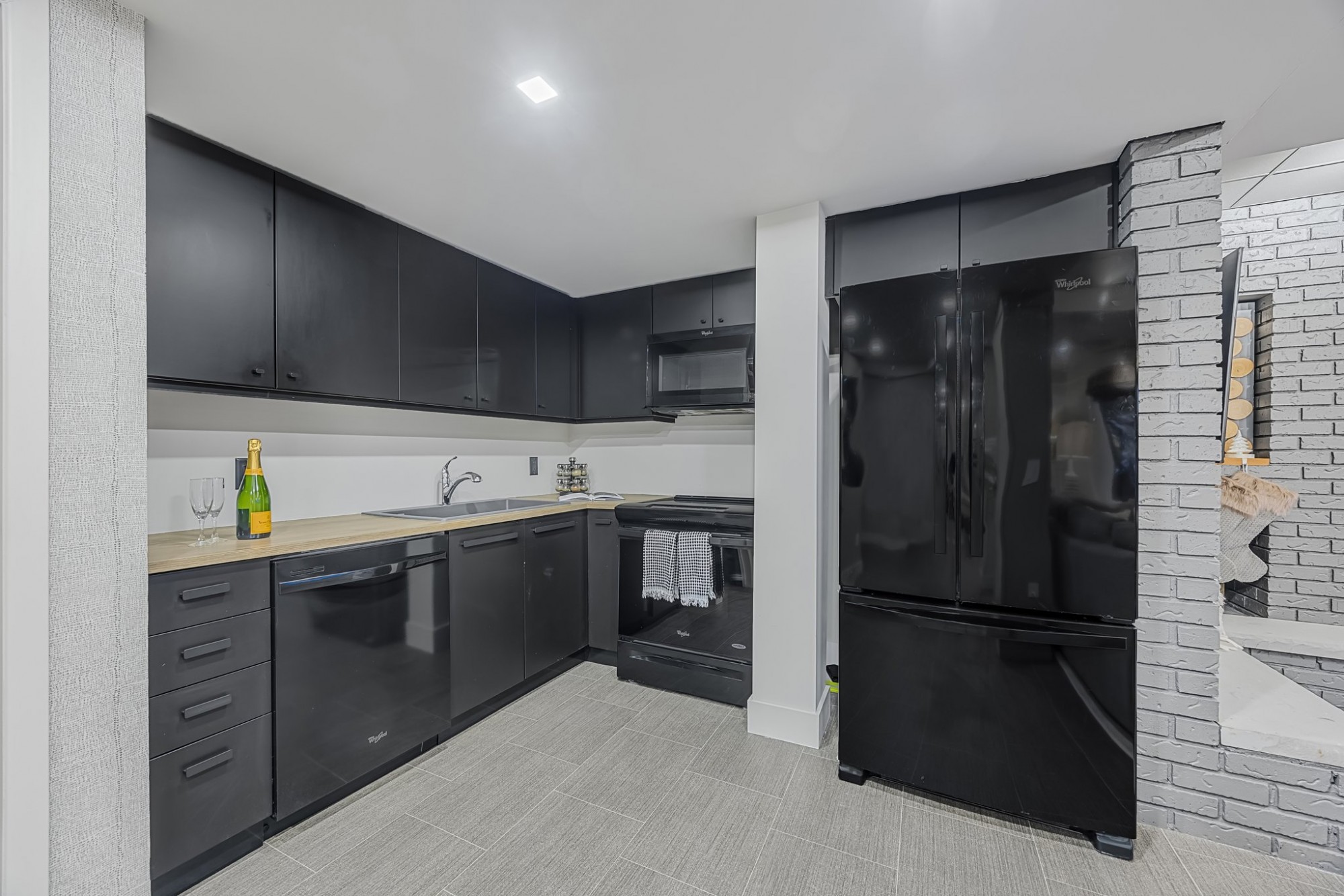 10 Pine Hill, (Horseshoe Valley)