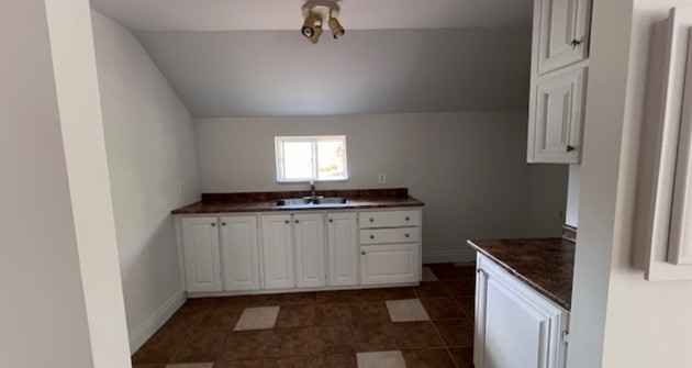 8120 Main St # 4, Everett