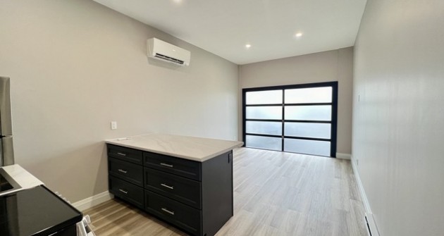 11 Golfview Dr. Collingwood, Bachelor Unit