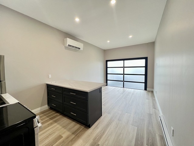 11 Golfview Dr. Collingwood, Bachelor Unit