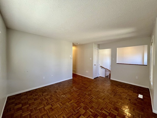 212 Dyer Dr. Wasaga Beach, On