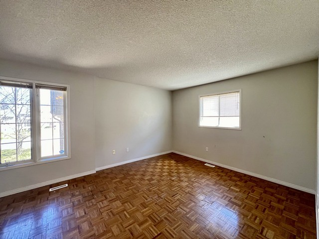 212 Dyer Dr. Wasaga Beach, On