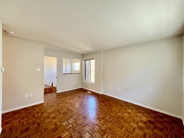 212 Dyer Dr. Wasaga Beach, On