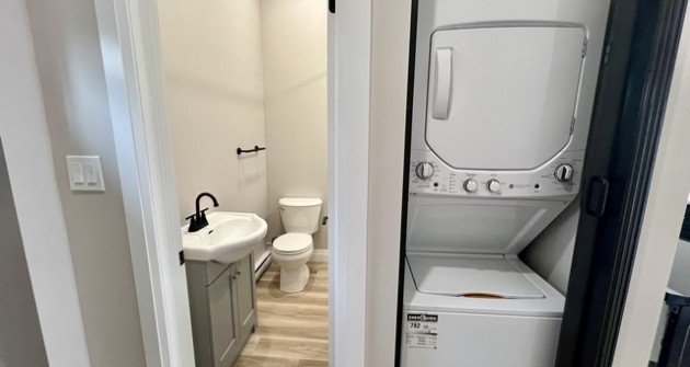 11 Golfview Dr. Collingwood, Bachelor Unit