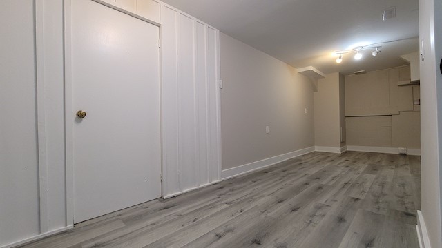 29 Parkdale Cres,  Lower