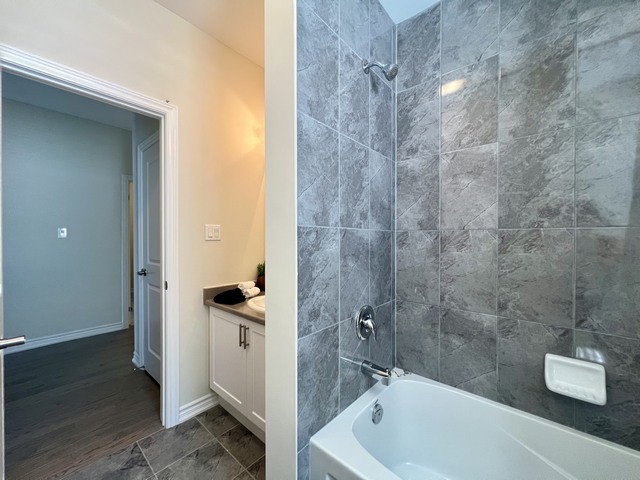 61 Westbury Rd. Wasaga Beach