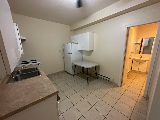 43 Worsley, bachelor