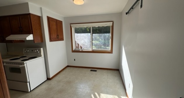 1345 Flos Rd 8 E