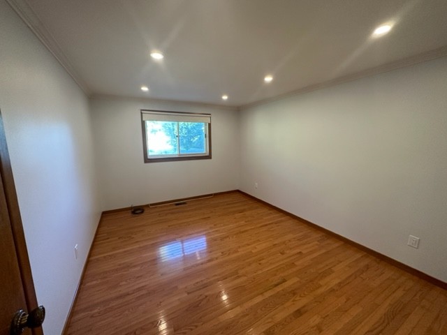 1345 Flos Rd 8 E
