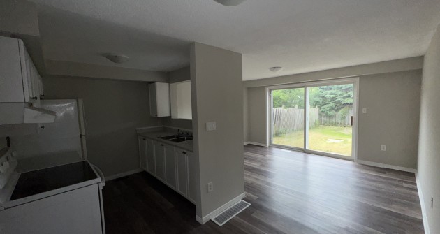 30 Lee Crescent