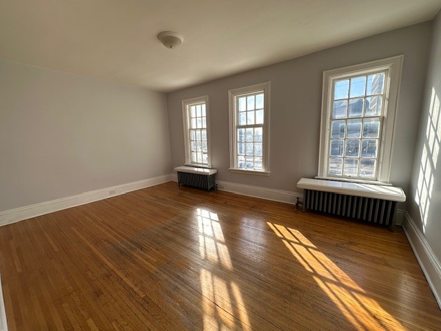 B-90 Worsley, Upper