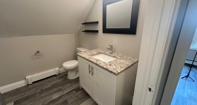 151 Brant St #4