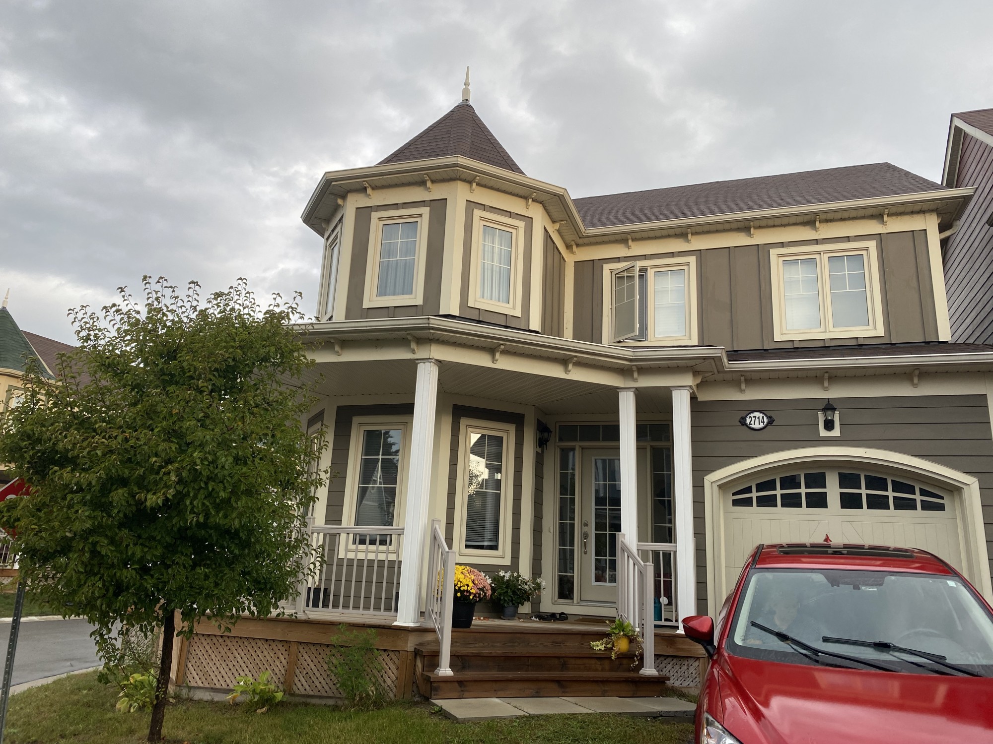 2714 Canoe Lane