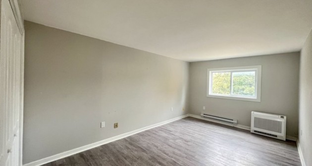 Unit 6 -7296 Highway 26 Stayner