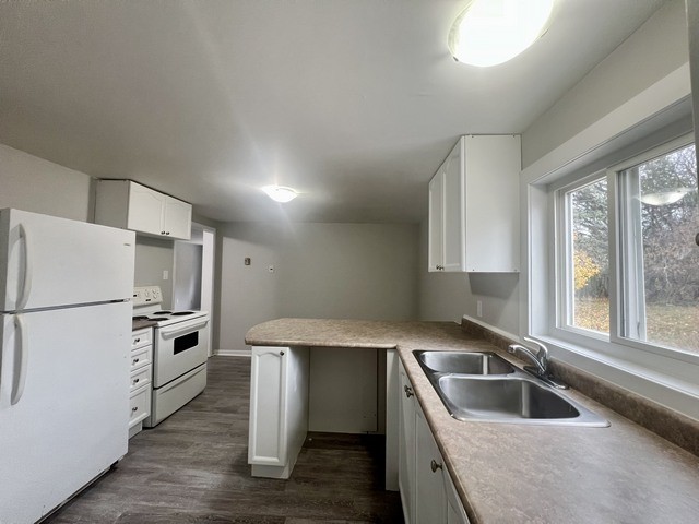 Unit 6 -7296 Highway 26 Stayner
