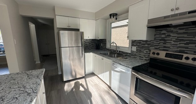 76 Garden Dr
