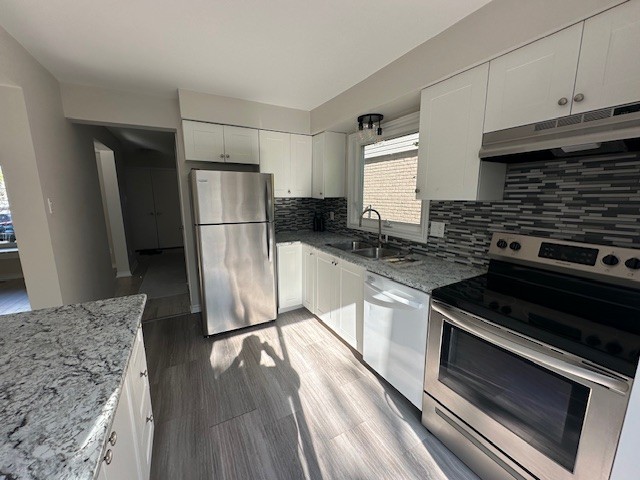 76 Garden Dr