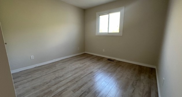 76 Garden Dr