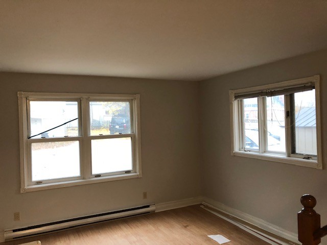 36 Coldwater Rd W. #4