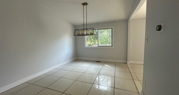 110 Oren, Upper