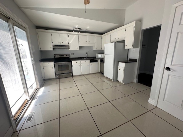 110 Oren, Upper