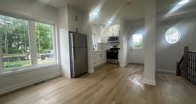 426 Veterans Dr Lower