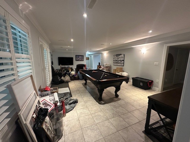 6 Collins Lane