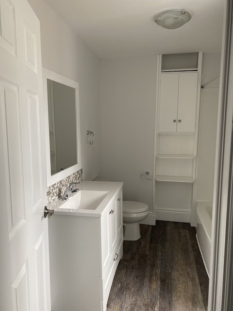 111 Mississaga St W.