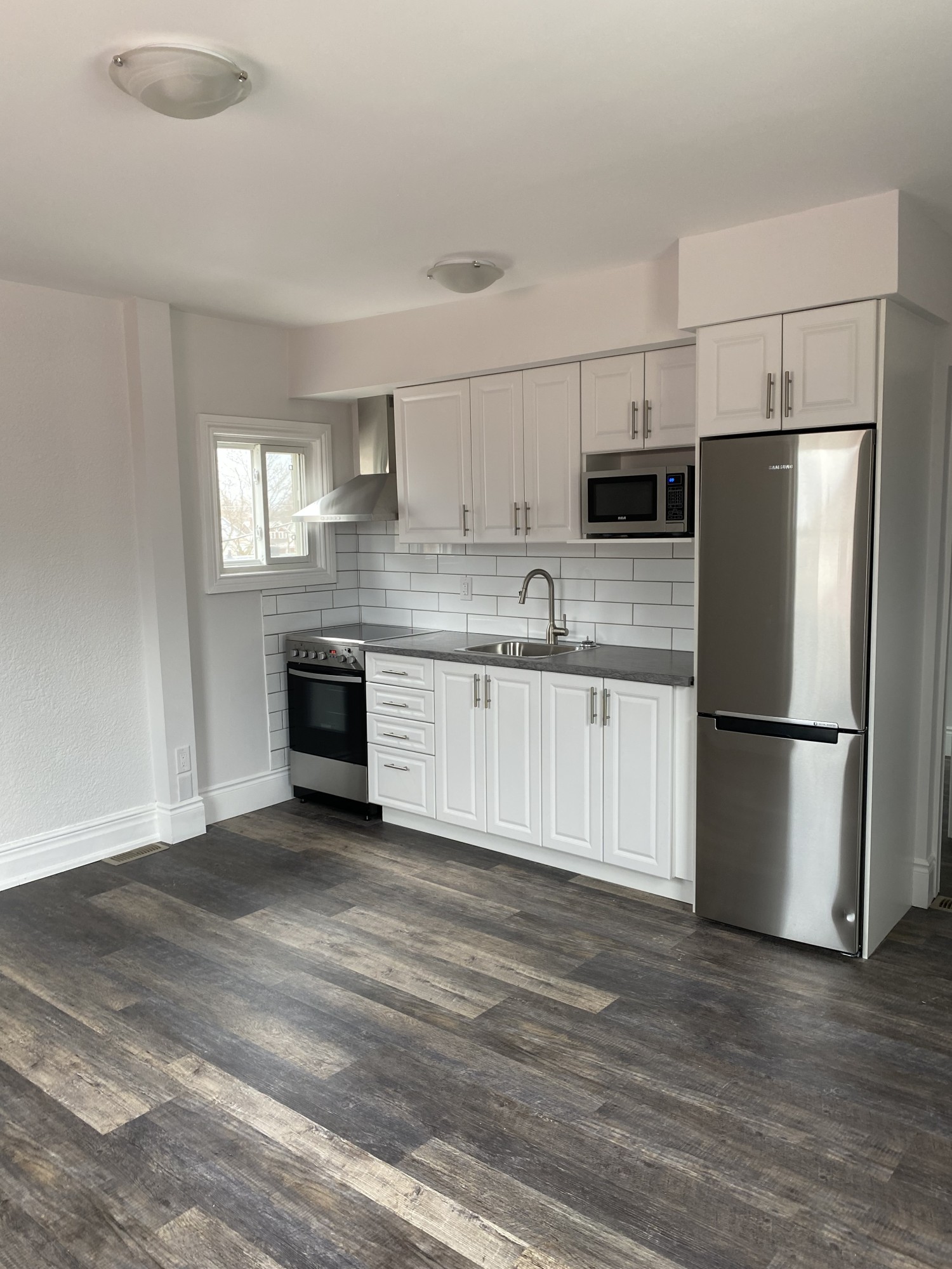 111 Mississaga St W.